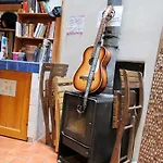 بيت شباب Casa Caracol كاديز