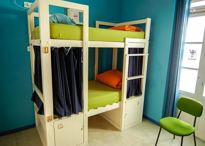 Casa Caracol Hostel Cádiz